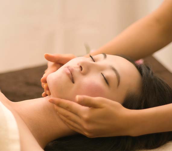 白光肌ハーブトリートメント